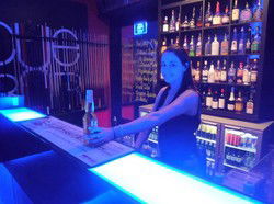 Cue Bar - Darwin Holiday 1