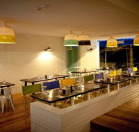 Deck Bar and Dining - Darwin Holiday