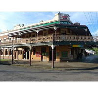 Nag's Head Hotel - Darwin Holiday
