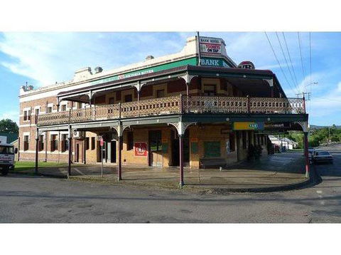 Nag's Head Hotel - Darwin Holiday 0