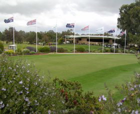 Tocumwal Golf Club - Darwin Holiday 0