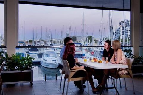 The Mercat Cross Hotel - Darwin Holiday 3