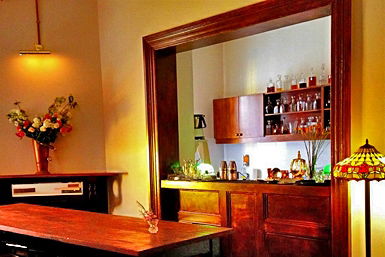 Romeo Lane - Darwin Holiday 0