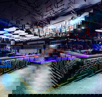 Alumbra - Darwin Holiday