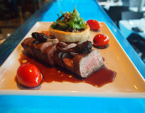 Black Angus Bar & Grill Restaurant - Darwin Holiday 3