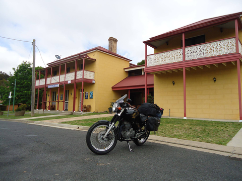 Commercial Hotel - Darwin Holiday 1