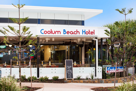 Coolum Beach Hotel - Darwin Holiday 3