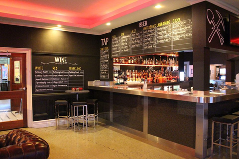 Molly Malones Irish Pub - Darwin Holiday 4