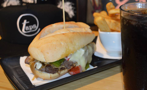 Taps @ Mooloolaba - Darwin Holiday 5