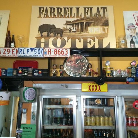 Farrell Flat Hotel, South Australia - Darwin Holiday 0