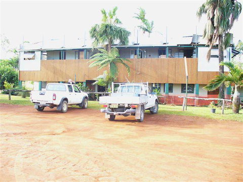 Garradunga Hotel - Darwin Holiday 2