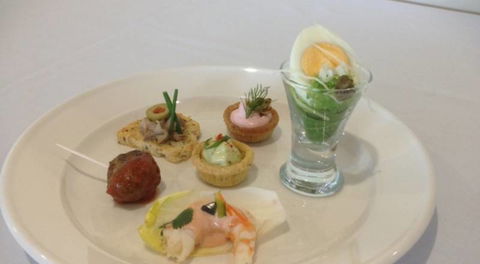 Pasfields Restaurant - Darwin Holiday 0
