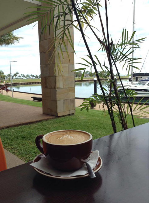 Denmans Beer Cafe - Darwin Holiday 9