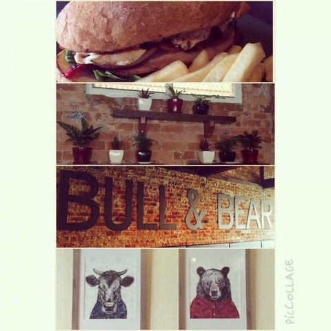 Bull & Bear - Darwin Holiday 2
