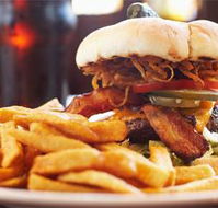 Karama Plaza Tavern - Darwin Holiday