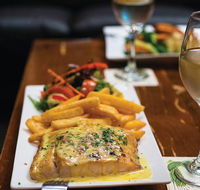 Dollys Bar  The Hibiscus Tavern - Darwin Holiday