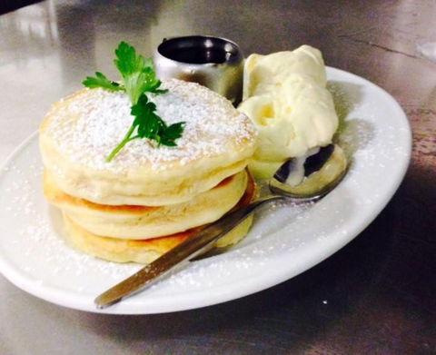 Gardens Tearooms - Darwin Holiday 1