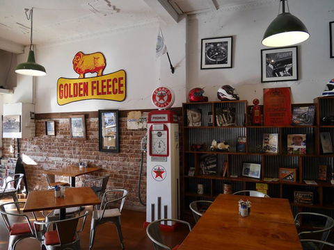 Roadies Cafe - Darwin Holiday 4