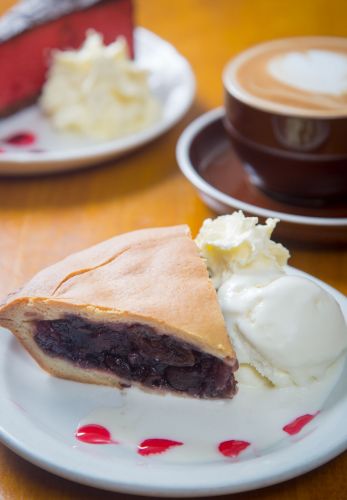 Andy’s Cherry Pie Cafe - Darwin Holiday 1