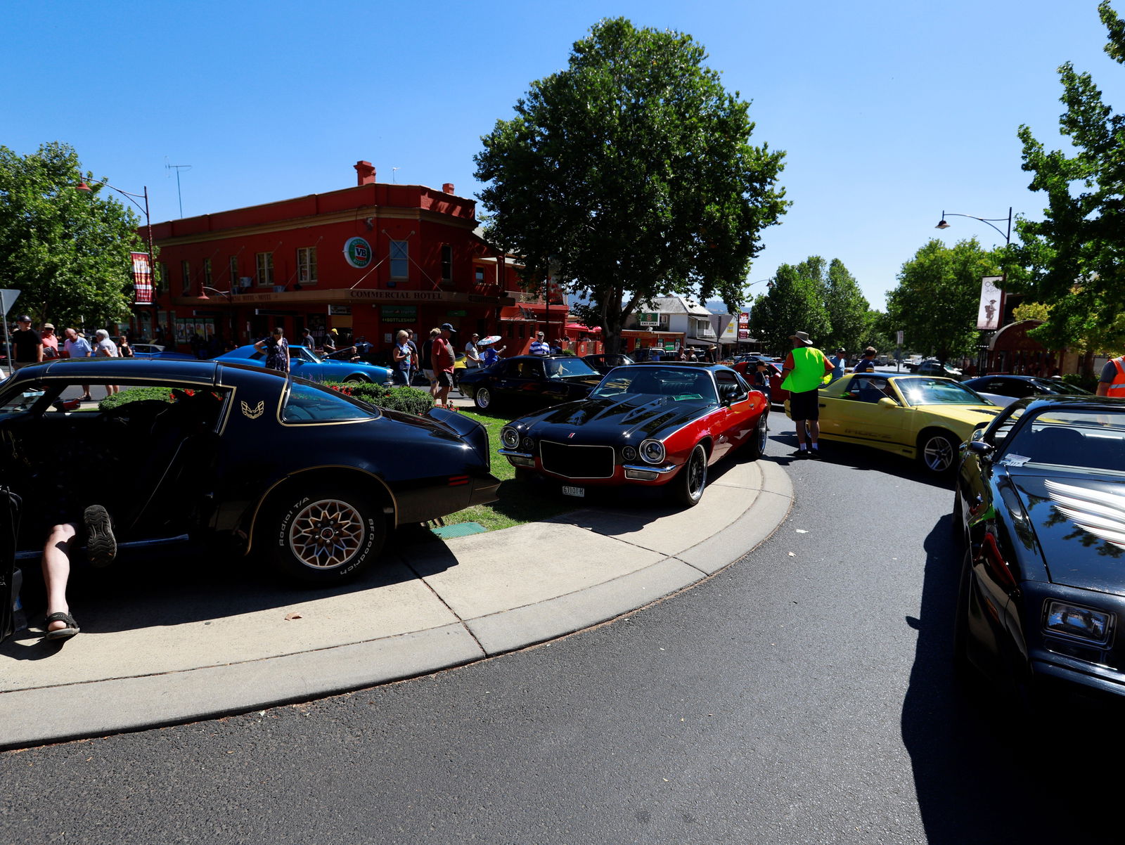 Blowering NSW Darwin Holiday