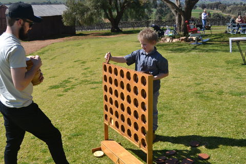Daddy's Day Out At Borambola Wines By The Roundabout Restaurant - Darwin Holiday 2