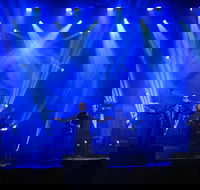 Echoes of Pink Floyd - A Journey Through Time - Darwin Holiday