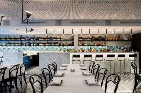 Zahli Modern Middle Eastern Restaurant - Darwin Holiday 10