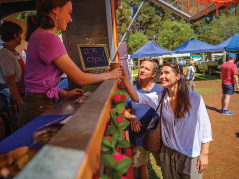 Margaret River Farmers Market - Darwin Holiday 0