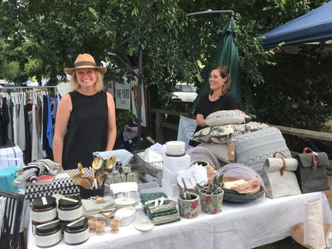 Popped Up At Kimo - Darwin Holiday 0