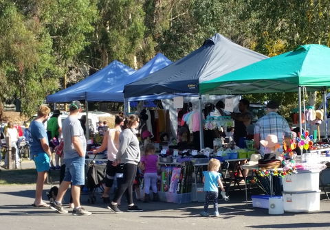 Taggerty 4 Seasons Market - Darwin Holiday 0