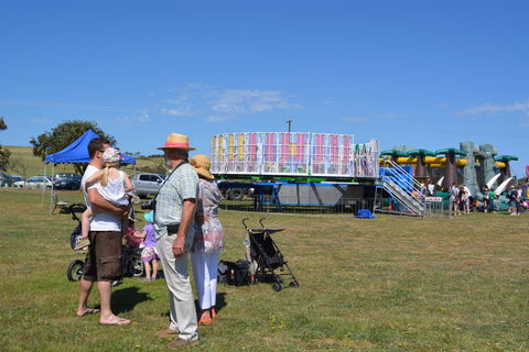 Yankalilla Show - Darwin Holiday 0