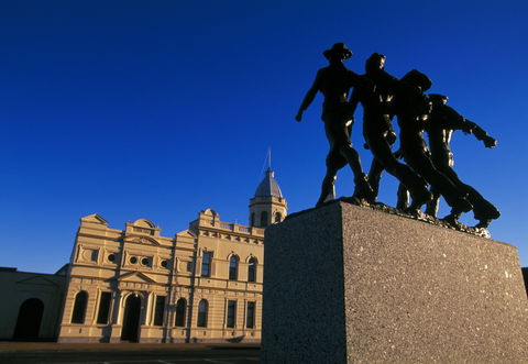 ANZAC Day - Darwin Holiday 0