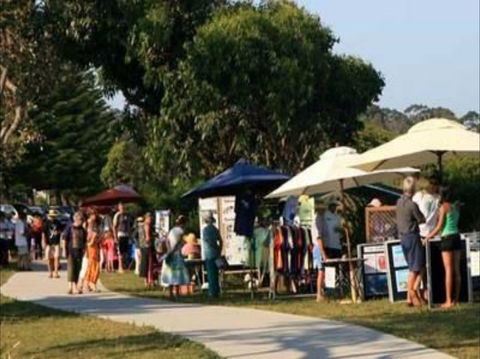 Art On The Path  October - Darwin Holiday 0
