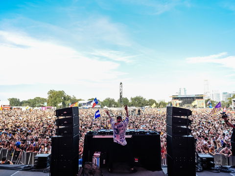 Fisher Beach Party Tour - North Beach, Wollongong ** Sold Out** - Darwin Holiday 1