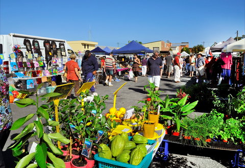Maclean Macmarket Day - Darwin Holiday 0