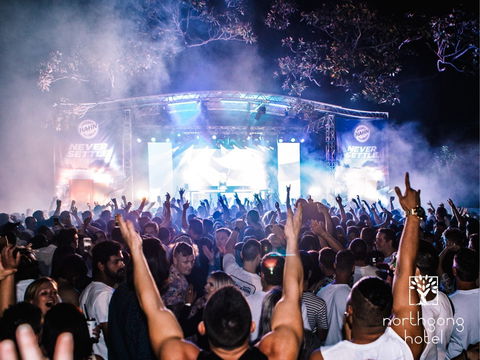 North Gong New Year's Eve - Darwin Holiday 1