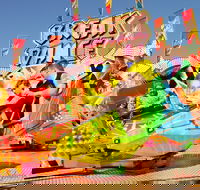 Showtime Exhibition Opening - Darwin Holiday