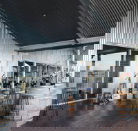 Sunday Vibes - Darwin Holiday