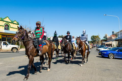 Weddin Mountain Muster - Darwin Holiday 1
