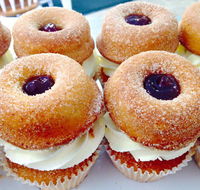 Four Seasons in the Armagh Vineyard - Darwin Holiday