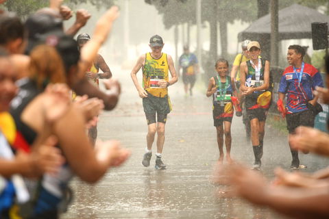 7 Cairns Marathon - Darwin Holiday 0