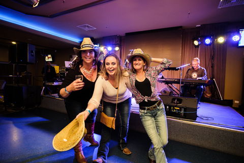 Hats Off To Country Music Festival - Darwin Holiday 0