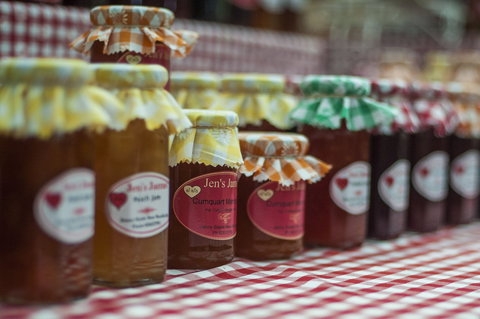 Hobart Showground Sunday Market - Weekly - Darwin Holiday 1