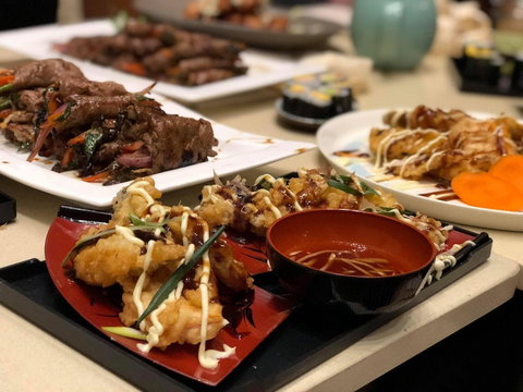 Japanese Cooking - Darwin Holiday 0
