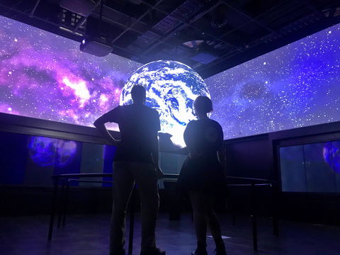 LIFE INTERRUPTED - Darwin Holiday 0