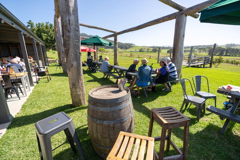 Live Music Sundays At Mountain Ridge Wines - Darwin Holiday 0