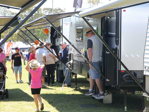 Newcastle Outdoor Adventure And Motoring Expo - Darwin Holiday 2