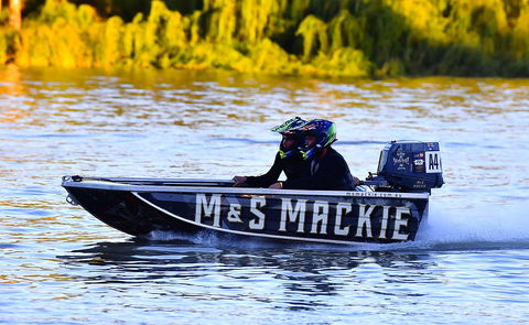Round 3 - Renmark Auto Service Circuit Race - Darwin Holiday 0