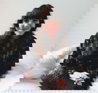 The Barn at Wombat Flat presents Louise Adams Alive and Streaming - Darwin Holiday