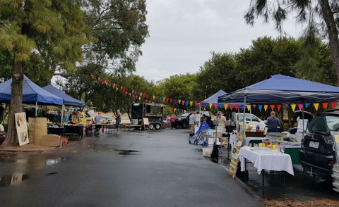 Wodonga Car Boot Market - Darwin Holiday 1